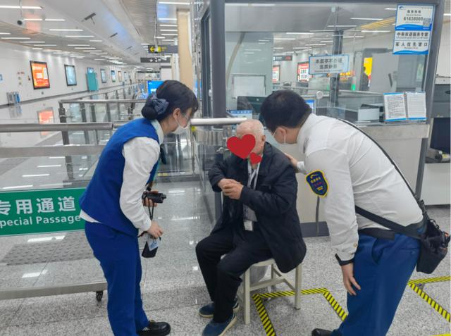 成都首張軌道智慧黨建地圖發(fā)布?。ǔ啥际讖堒壍乐腔埸h建地圖發(fā)布了嗎）